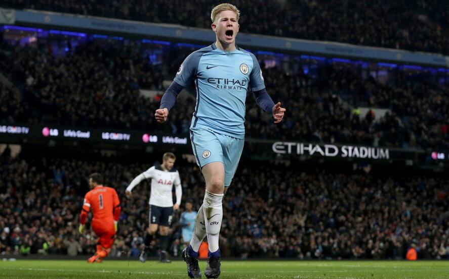 梅西：瓜帅是史上最佳教练；世界杯阿根廷会全力以赴尝试卫冕